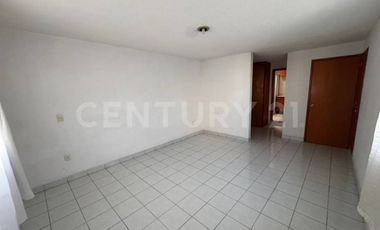 Consultorio con Baño en Renta en La Floresta, SJR, Querétaro.