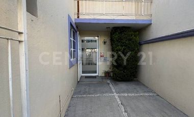 Consultorio con Baño en Renta en La Floresta, SJR, Querétaro.