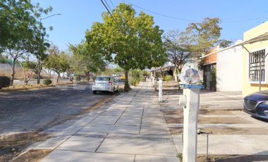 Casa en renta sobre la Av. Principal de la colonia Palo Alto