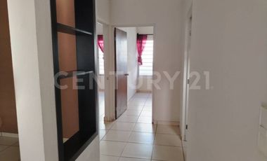 Casa en renta sobre la Av. Principal de la colonia Palo Alto