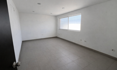 TERRENO  CON OFICINAS EN RENTA, PARQUE INDUSTRIAL CARLOS A HERRERA ARALUCE, GÓMEZ PALACIO DGO