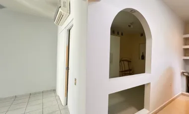 Casa en Venta en Fracc Privado en Gómez Palacio,Dgo. 4 recámaras, 1 en planta baja .