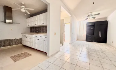 Casa en Venta en Fracc Privado en Gómez Palacio,Dgo. 4 recámaras, 1 en planta baja .
