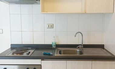 HOMESTUDIO SE ARRIENDA A POCOS PASOS DEL METRO EL PARRON