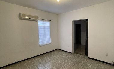 CASA EN RENTA EN MITRAS CENTRO - MONTERREY, NL.
