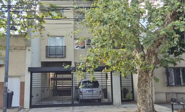 Venta Cochera Cubierta en Florida. Amplia y de fácil Acceso