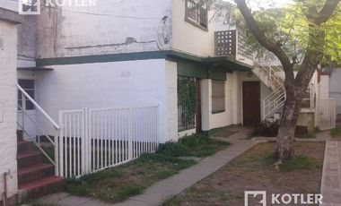 Depto. de 2 amb en PA. Temperley Este