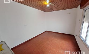 Depto. de 2 amb en PA. Temperley Este