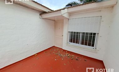 Depto. de 2 amb en PA. Temperley Este