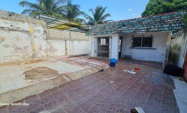 CASA EN RENTA, PARA USO DE BODEGA, TERRENO AMPLIO. CARMEN, CAMPECHE.