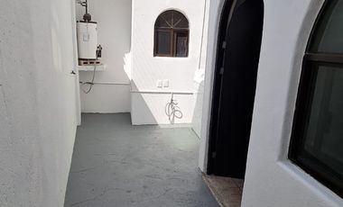 CASA EN RENTA  AMUEBLADA, JUSTO SIERRA. CD DEL CARMEN, CAMPECHE.