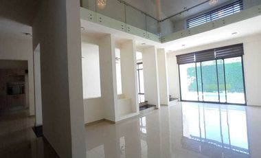 CASA EN RENTA. COLONIA MIAMI. CARMEN.CAMPECHE