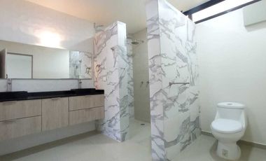 CASA EN RENTA. COLONIA MIAMI. CARMEN.CAMPECHE