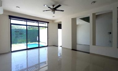 CASA EN RENTA. COLONIA MIAMI. CARMEN.CAMPECHE