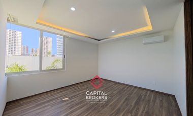 Casa de Lujo en Venta en Villa Verona Cerca de Andares