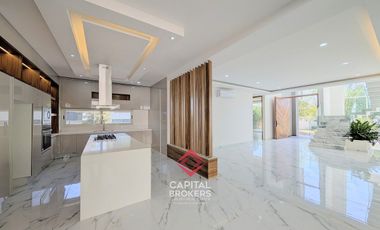 Casa de Lujo en Venta en Villa Verona Cerca de Andares
