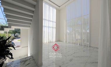 Casa de Lujo en Venta en Villa Verona Cerca de Andares