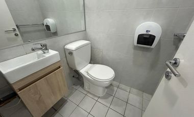 ARRIENDO OFICINA EXCELENTE CONECTIVIDAD