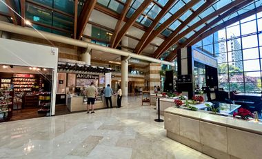 ARRIENDO OFICINA EXCELENTE CONECTIVIDAD