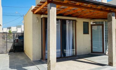 CASA MEDITERRANEA EN ARRIENDO, PEDRO CORREA  3 DORMITORIOS