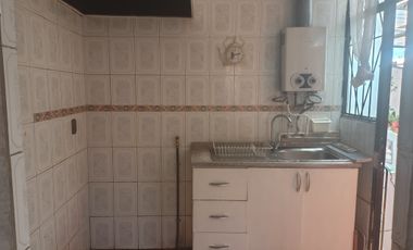 SE ARRIENDA  ACOGEDORA CASA EN BELLOTO SUR QUILPUE