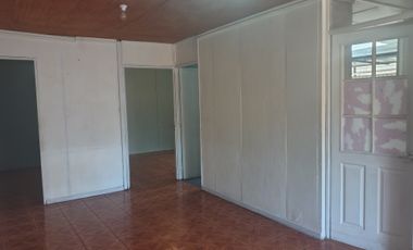 SE ARRIENDA  ACOGEDORA CASA EN BELLOTO SUR QUILPUE