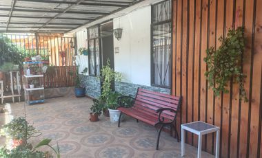 SE ARRIENDA  ACOGEDORA CASA EN BELLOTO SUR QUILPUE