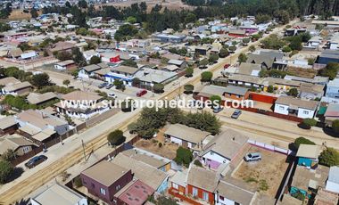 PICHILEMU CASA ESQUINA - ALCANTARILLADO LUZ Y AGUA