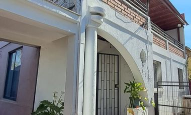 CASA APTA COMERCIAL EN SAN MIGUEL Y ESTACIONAMIENTOS