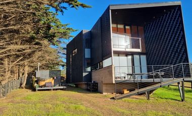 Moderna casa familiar en condominio Pichilemu