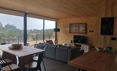 Casa familiar en Pichilemu, surf y naturaleza.