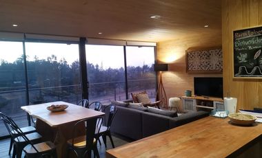 Casa familiar en Pichilemu, surf y naturaleza.