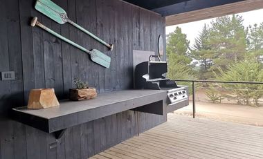 Casa familiar en Pichilemu, surf y naturaleza.