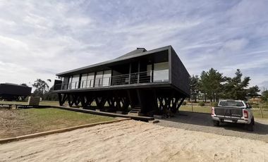 Casa familiar en Pichilemu, surf y naturaleza.