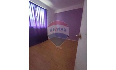 Casa con espacio comercial (comida rápida)