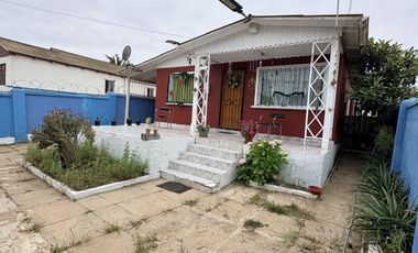 SE VENDE CASA EN SAN SEBASTIÁN
