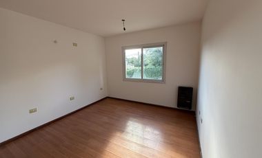 Venta Casa 3 dorm, 3 baños, Pileta, Villa Allende Golf