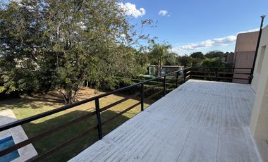 Venta Casa 3 dorm, 3 baños, Pileta, Villa Allende Golf