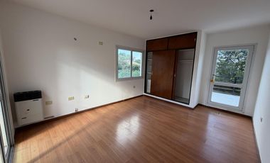 Venta Casa 3 dorm, 3 baños, Pileta, Villa Allende Golf
