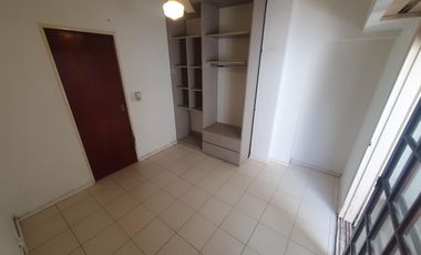 Departamento 2 AMBIENTES EN PLANTA BAJA CON PATIO