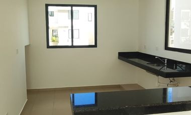 Casa en venta en condominio en Conkal con parque central