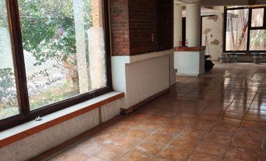 Se RENTA espacio para Restaurante