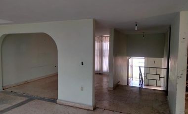 RENTA de cada sobre Av. Acueducto