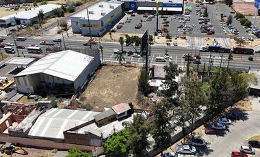 RENTA de Terreno comercial sobre periférico, frente a Sams y coppel