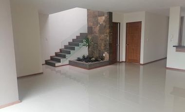 Casa en RENTA en Río Altozano