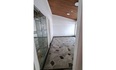 SE ARRIENDA CASA COMERCIAL EN ALAMOS