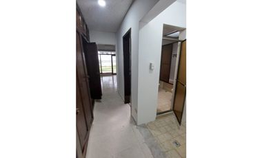 SE ARRIENDA CASA COMERCIAL EN LOS ALAMOS