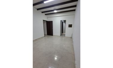 SE ARRIENDA CASA COMERCIAL EN LOS ALAMOS