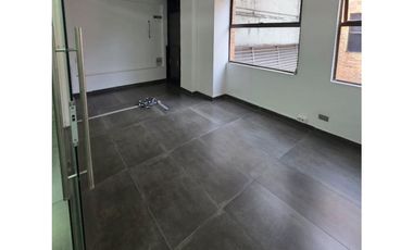 Oficina para la venta o renta en la terminal del sur, piso 3