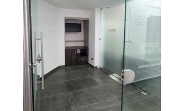 Oficina para la venta o renta en la terminal del sur, piso 3